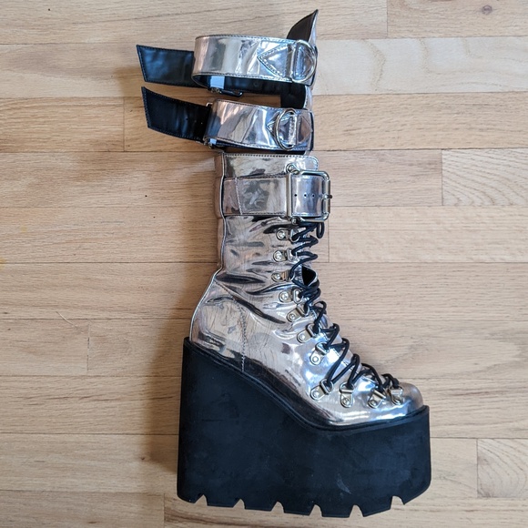 Metallic Current Mood Guardian Boots - Picture 7 of 13
